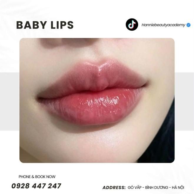 Môi Baby Lips thực tế